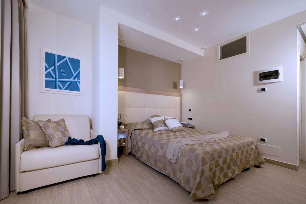 Hotel I Ginepri Marina di Castagneto Carducci Buitenkant foto