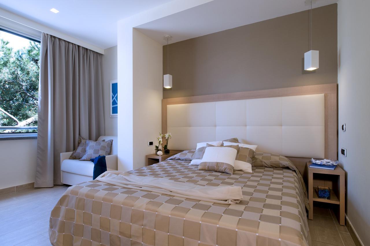 Hotel I Ginepri Marina di Castagneto Carducci Buitenkant foto